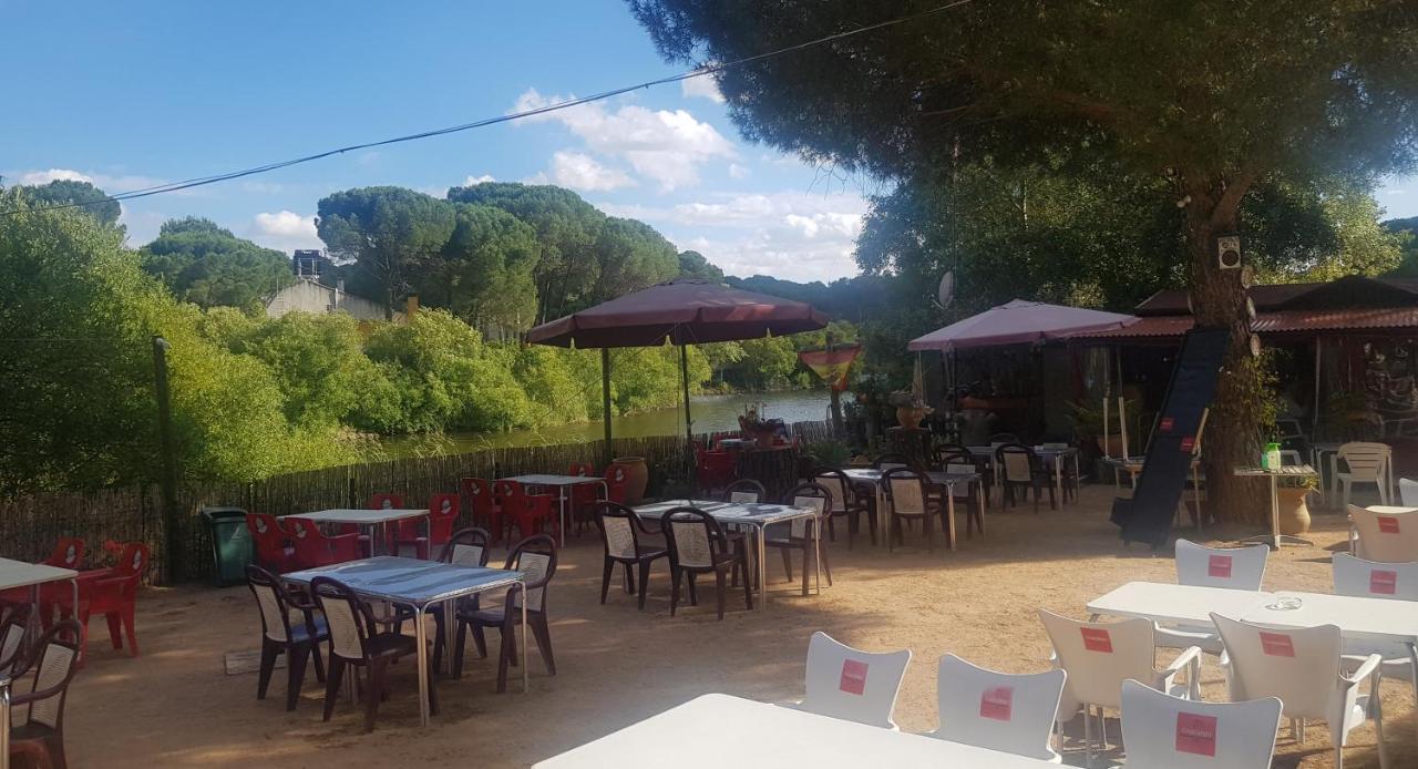 Casa Encantadora Con Piscina Privada Y Chimenea Villa Las Jaras Esterno foto