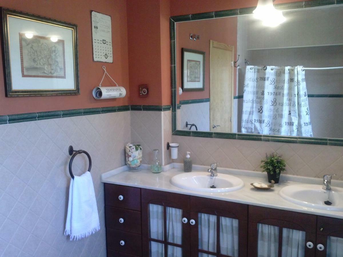 Casa Encantadora Con Piscina Privada Y Chimenea Villa Las Jaras Esterno foto